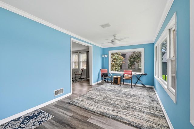 5725 E Peninsula DRIVE, Waterford, WI 53185