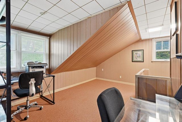 5725 E Peninsula DRIVE, Waterford, WI 53185