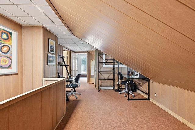 5725 E Peninsula DRIVE, Waterford, WI 53185