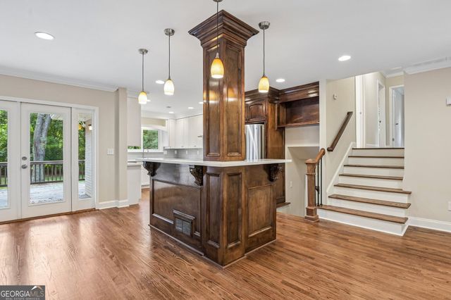 1356 Peachtree Battle Avenue, Atlanta, GA 30327