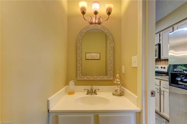 2003 Stratford Place, Reidsville, NC 27320