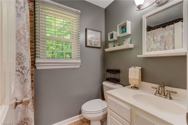 2003 Stratford Place, Reidsville, NC 27320