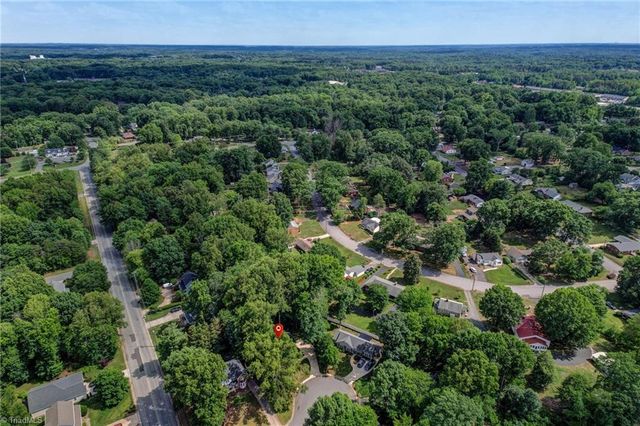 2003 Stratford Place, Reidsville, NC 27320