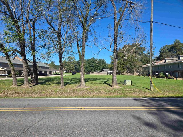 17147 Wax Rd, Baton Rouge, LA 70739