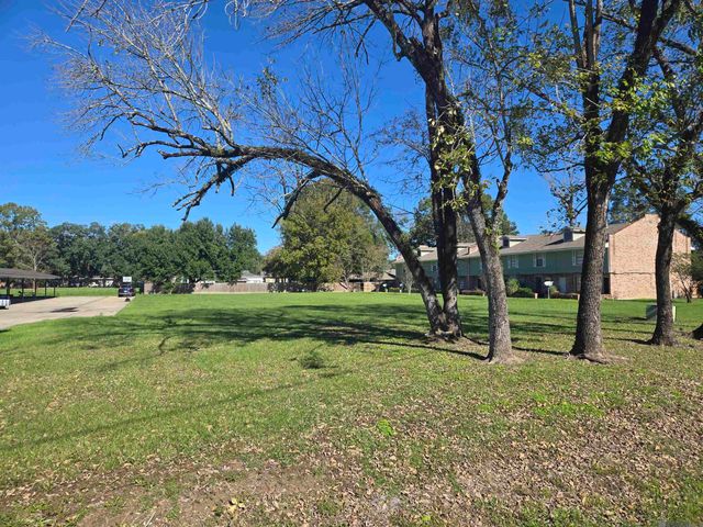 17147 Wax Rd, Baton Rouge, LA 70739