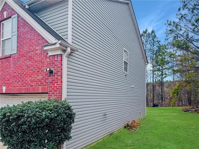 515 Rock Lake View, Atlanta, GA 30349
