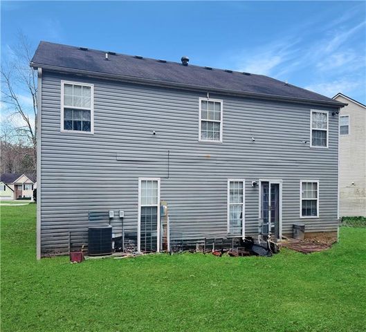 515 Rock Lake View, Atlanta, GA 30349