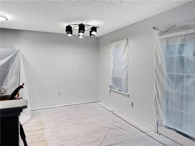 515 Rock Lake View, Atlanta, GA 30349