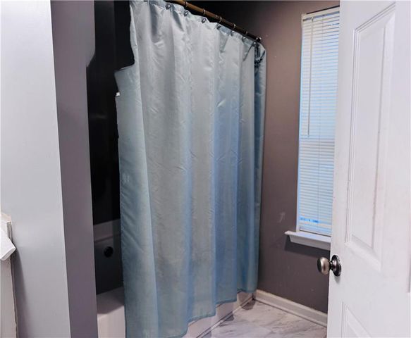 515 Rock Lake View, Atlanta, GA 30349