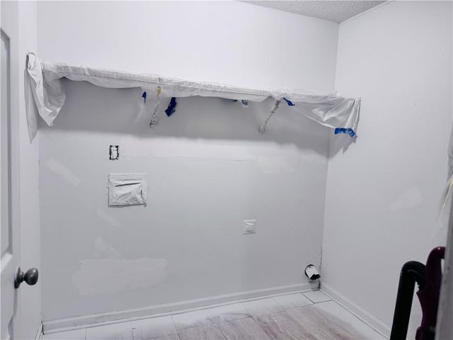 515 Rock Lake View, Atlanta, GA 30349