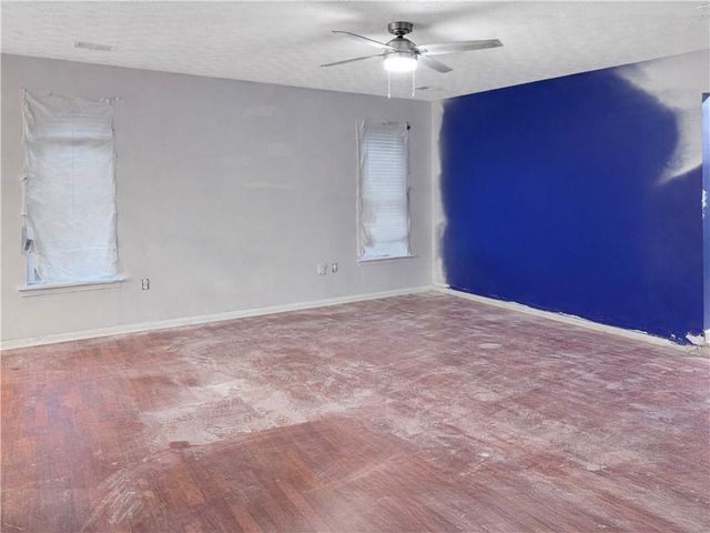 515 Rock Lake View, Atlanta, GA 30349