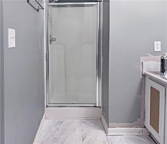 515 Rock Lake View, Atlanta, GA 30349