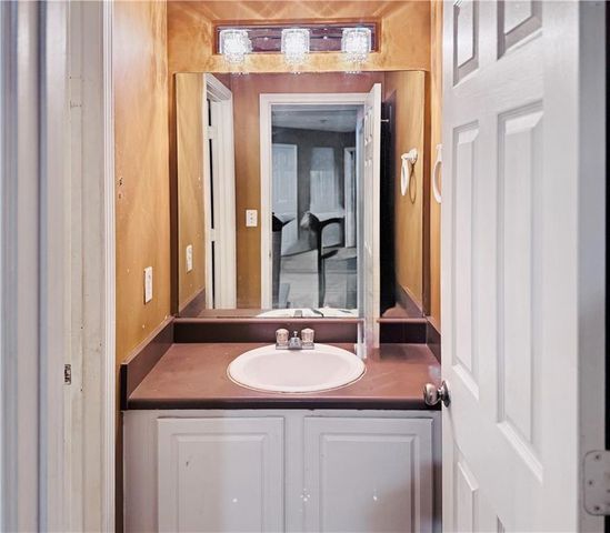 515 Rock Lake View, Atlanta, GA 30349