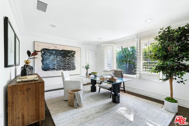 716 N Beverly Drive, Beverly Hills, CA 90210