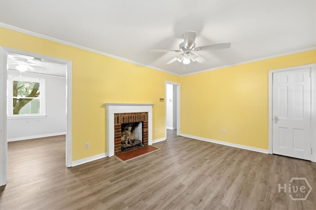 Image 4 of property listing at 2123 Utah Street, Savannah, GA 31404