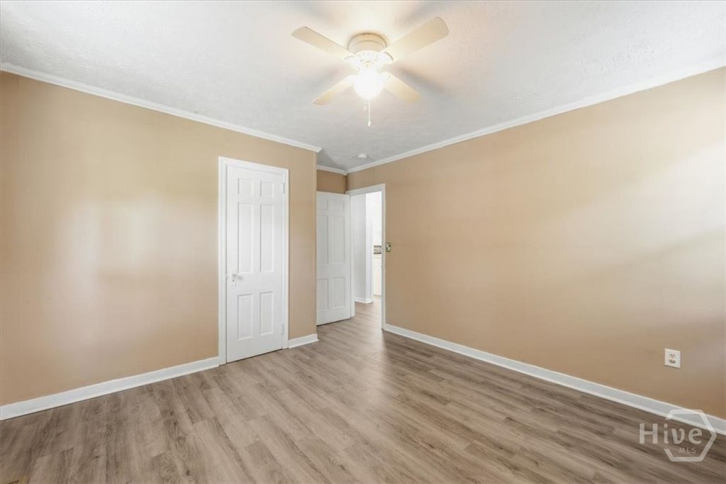 Image 9 of property listing at 2123 Utah Street, Savannah, GA 31404