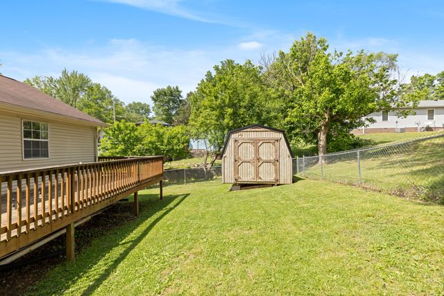 402 Wilson St, Springfield, TN 37172