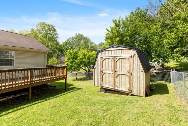 402 Wilson St, Springfield, TN 37172