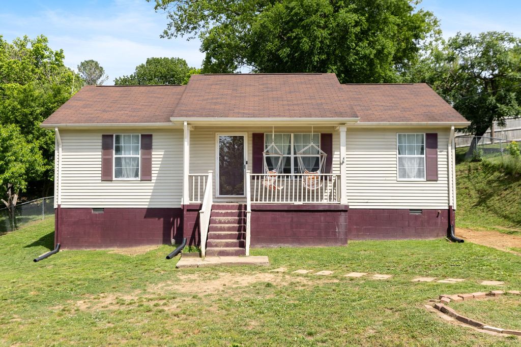 402 Wilson St, Springfield, TN 37172