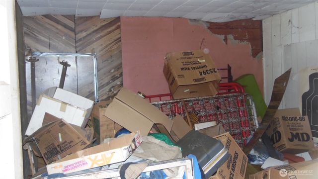 611 Adams Avenue, Morton, WA 98356