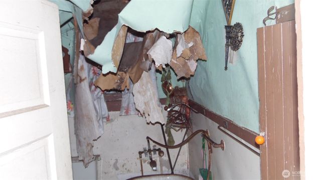 611 Adams Avenue, Morton, WA 98356