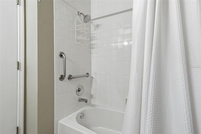 9320 CLUBSIDE CIRCLE S 2310, Sarasota, FL 34238