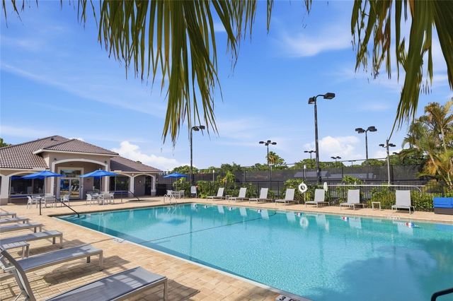 9320 CLUBSIDE CIRCLE S 2310, Sarasota, FL 34238