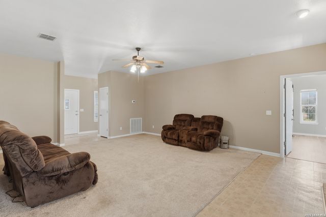 155 Guadalupe Ranch, Seguin, TX 78155