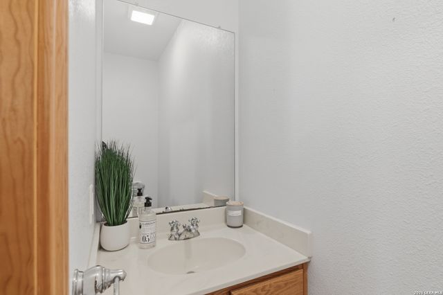 155 Guadalupe Ranch, Seguin, TX 78155