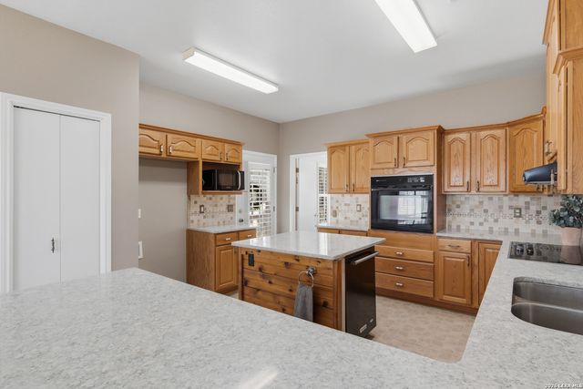 155 Guadalupe Ranch, Seguin, TX 78155