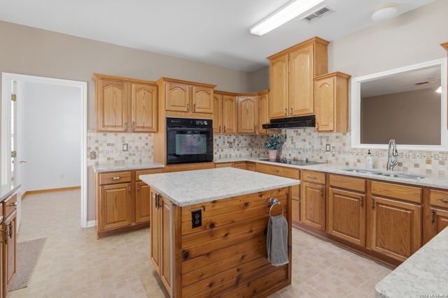 155 Guadalupe Ranch, Seguin, TX 78155