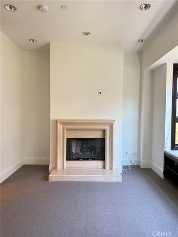 2323 S Beverly Glen 8, Los Angeles, CA 90064