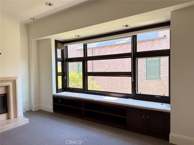 2323 S Beverly Glen 8, Los Angeles, CA 90064