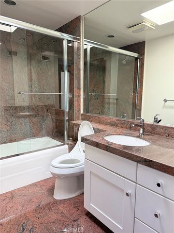 2323 S Beverly Glen 8, Los Angeles, CA 90064