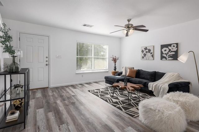 10732 Marshitahs WAY, Austin, TX 78748