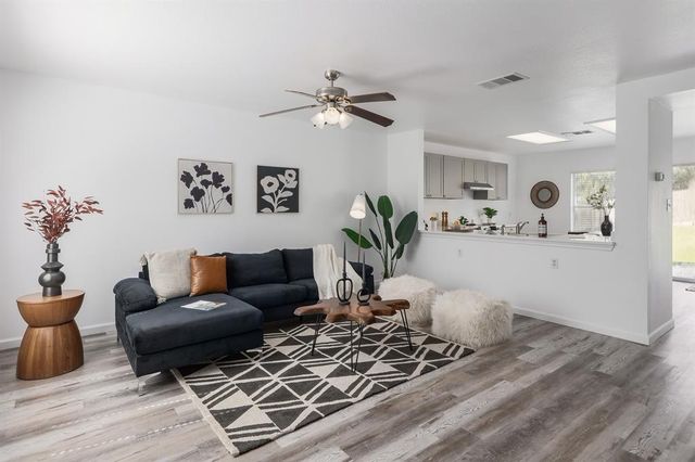 10732 Marshitahs WAY, Austin, TX 78748