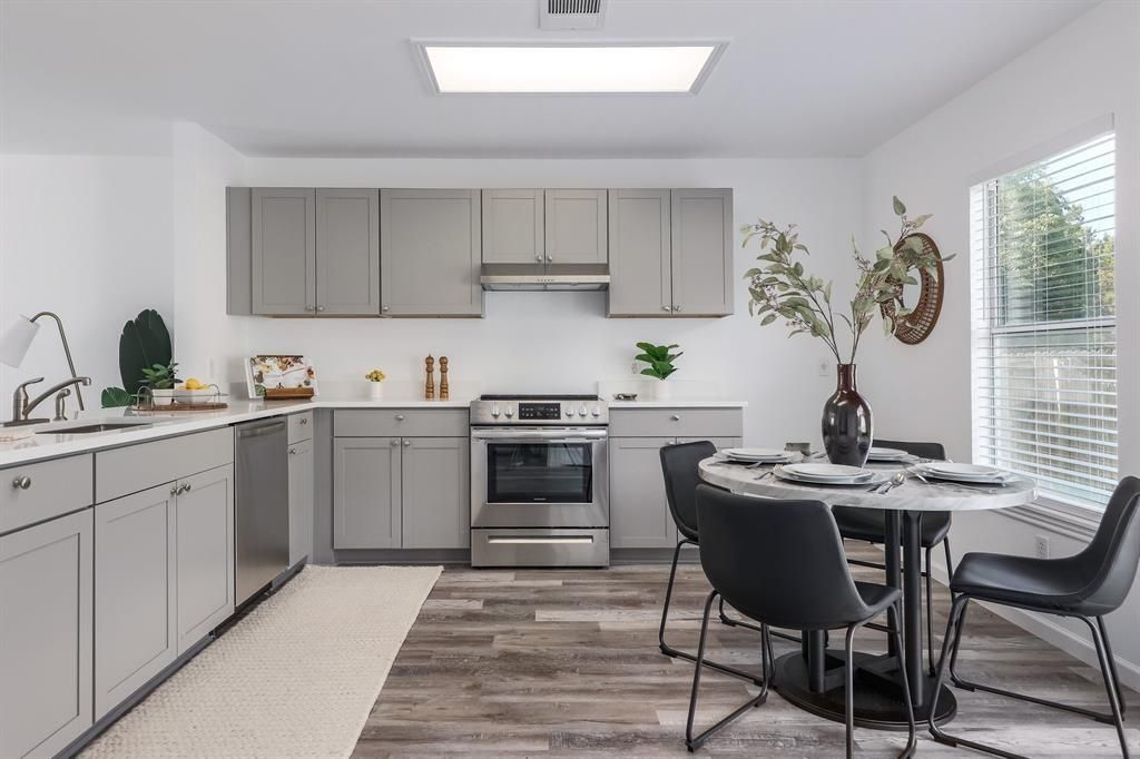 10732 Marshitahs WAY, Austin, TX 78748