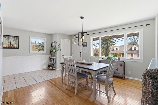 42 W Lake Shore Dr, Rockaway Twp., NJ 07866