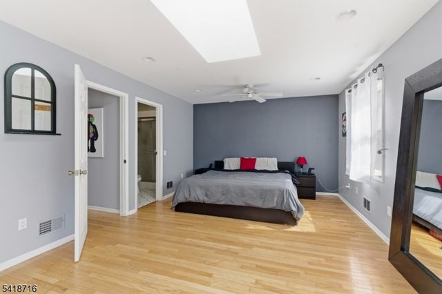 42 W Lake Shore Dr, Rockaway Twp., NJ 07866