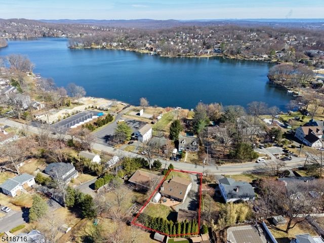 42 W Lake Shore Dr, Rockaway Twp., NJ 07866