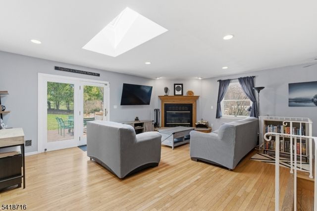 42 W Lake Shore Dr, Rockaway Twp., NJ 07866