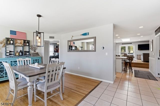 42 W Lake Shore Dr, Rockaway Twp., NJ 07866