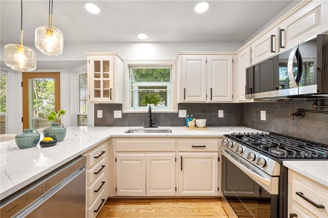 14776 S Alden Street, Olathe, KS 66062