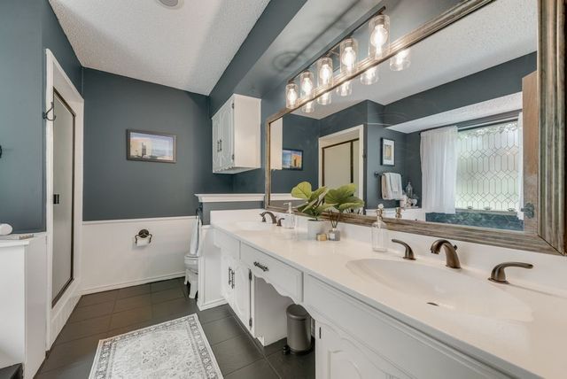 710 Bow Creek Court, Duncanville, TX 75116