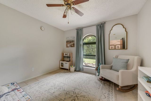 710 Bow Creek Court, Duncanville, TX 75116