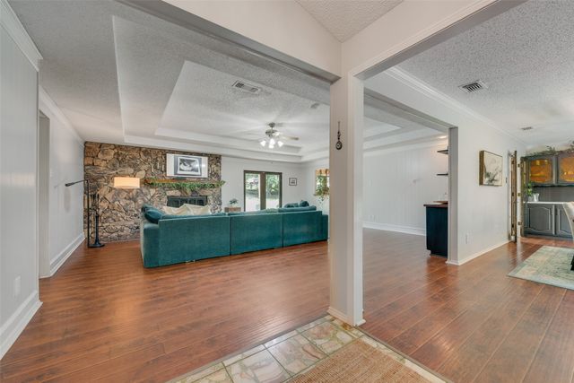 710 Bow Creek Court, Duncanville, TX 75116