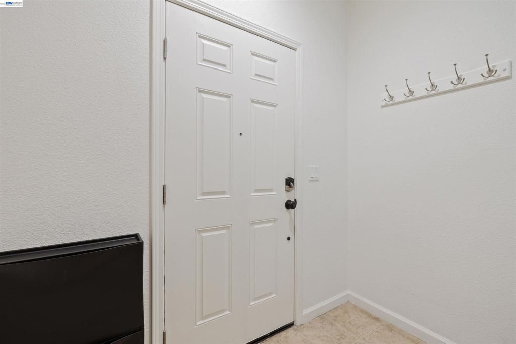 Image 28 of property listing at 238 Paso Roble Cmn, Fremont, CA 94539