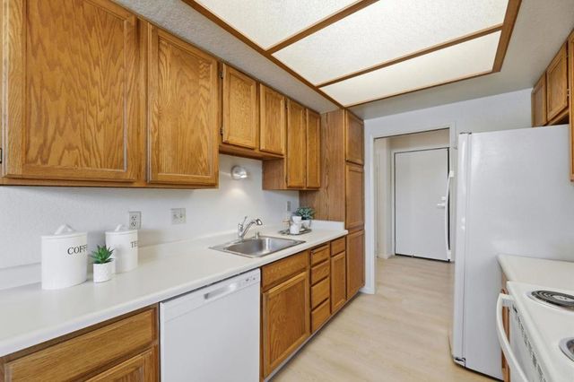 22330 Homestead Road 226, Cupertino, CA 95014