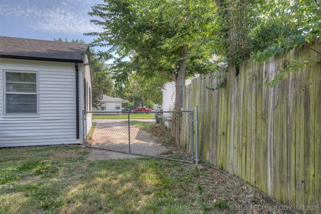 504 N Atlanta Street, Owasso, OK 74055