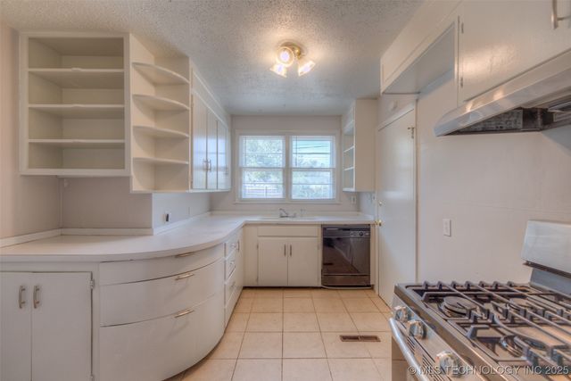 504 N Atlanta Street, Owasso, OK 74055